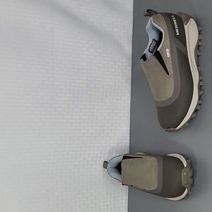 Merrell slip on select dry select grip 200g warm sneakers size 5 excellent cond